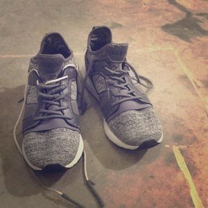 Guess Shoes For Sale